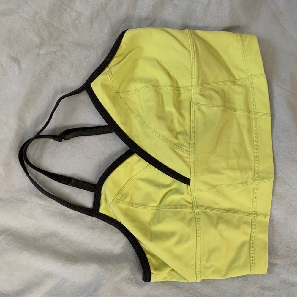 Lululemon crop top